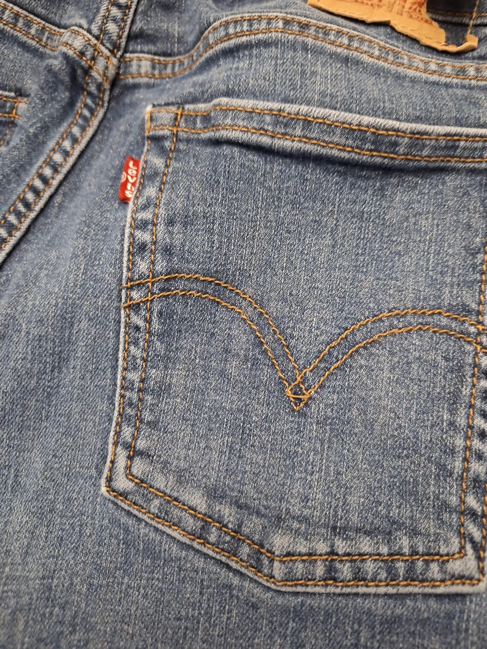 Levi's Wedgie Skinny Button Fly Medium Blue Denim Jeans, Size 28, *Read